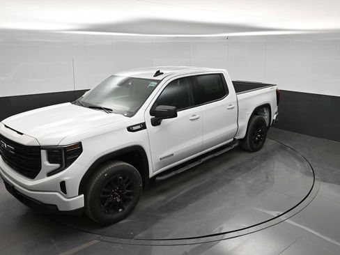 New 2026 GMC Sierra 1500 Elevation w/ Max Trailering Package AWD/4WD image 27