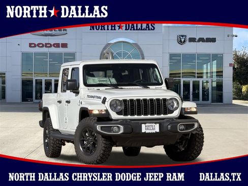 New 2025 Jeep Gladiator Sport image 1