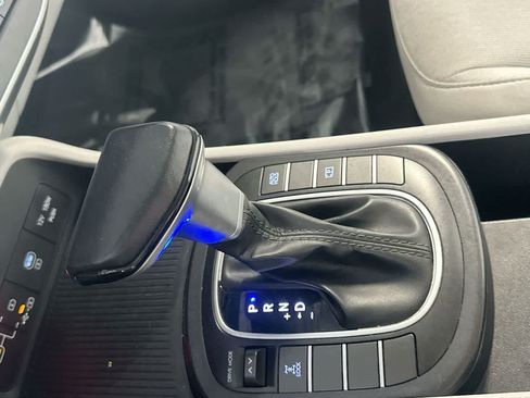 Used 2024 Hyundai Kona SEL AWD/4WD image 21