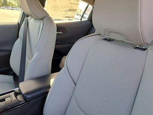 New 2026 Toyota Prius XLE image 15