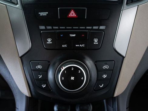 Used 2017 Hyundai Santa Fe Sport image 20