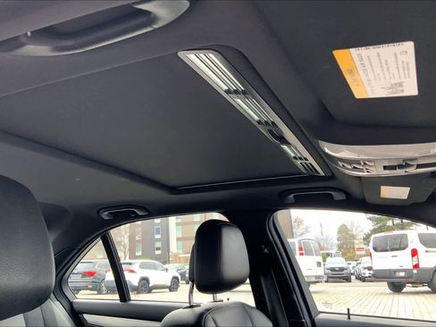 Used 2013 Mercedes-Benz C 250 Sedan image 14