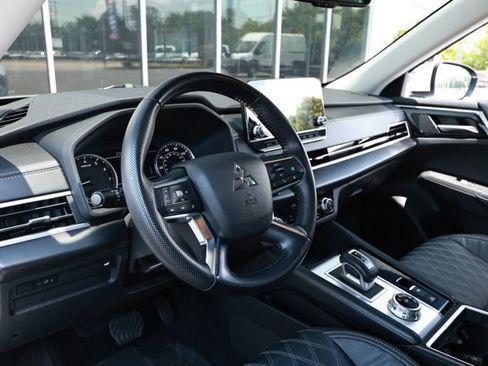 Used 2022 Mitsubishi Outlander SEL FWD image 25