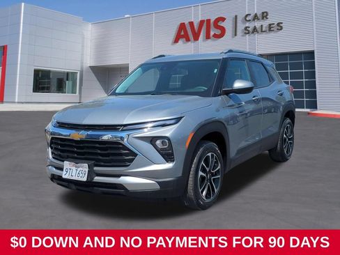 Used 2025 Chevrolet TrailBlazer LT AWD/4WD image 1
