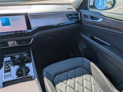 New 2026 Volkswagen Atlas SEL Premium R-Line image 19