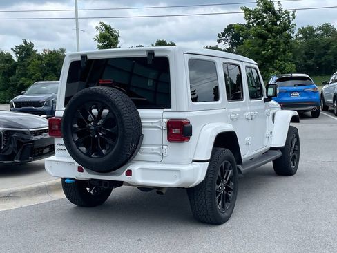 Used 2024 Jeep Wrangler High Altitude AWD/4WD image 7