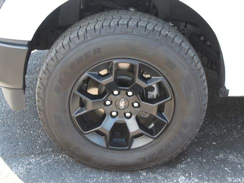 Used 2025 Ford F150 STX w/ Equipment Group 201A FX4 AWD/4WD image 2