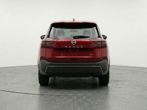 Used 2025 Nissan Rogue SV AWD/4WD image 7
