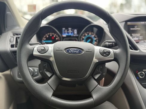 Used 2024 Ford Escape Platinum image 28