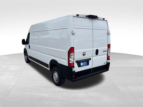 Used 2025 RAM ProMaster 2500 w/ Convenience Group FWD image 4