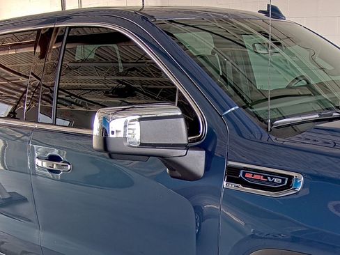 Used 2025 GMC Sierra 1500 Denali w/ Denali Reserve Package image 16