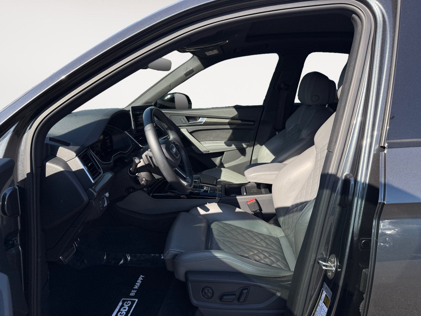 Used 2021 Audi SQ5 Prestige w/ Prestige Package AWD/4WD image 10