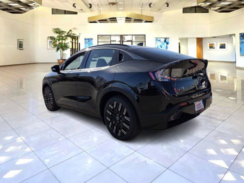 New 2026 Nissan Leaf Platinum+ w/ Cargo Package (Platinum+) image 3