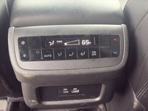 Used 2025 Nissan Pathfinder Rock Creek AWD/4WD image 29