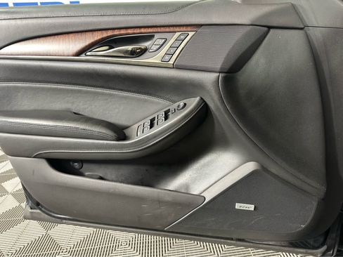 Used 2017 Cadillac CTS Luxury image 23