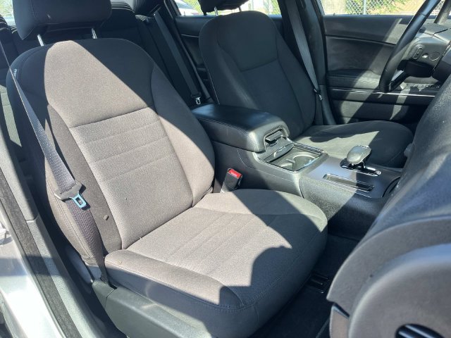 Used 2013 Dodge Charger SXT RWD image 27