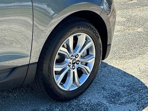 Used 2024 Ford Edge Titanium AWD/4WD image 16