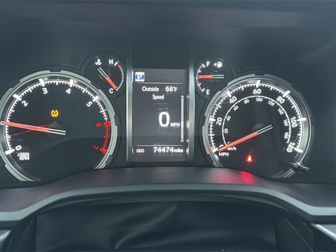 Used 2021 Toyota 4Runner Nightshade image 9