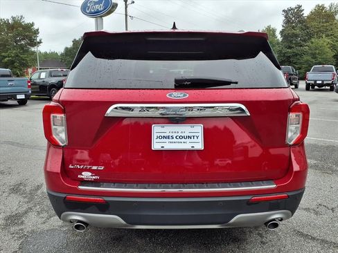 Certified 2022 Ford Explorer Limited image 3