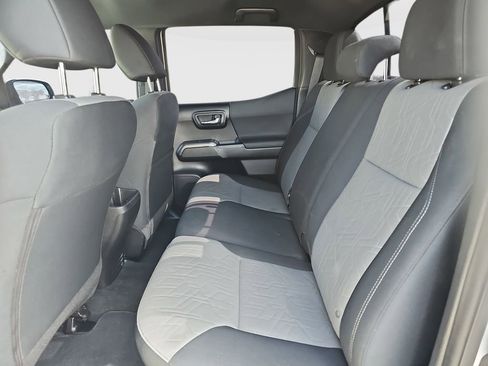 Certified 2021 Toyota Tacoma TRD Sport w/ Technology Package image 19