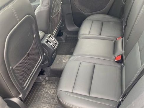 Used 2025 Volvo XC40 B5 Ultra w/ Protection Package Premier image 7