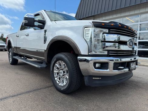 Used 2017 Ford F250 Lariat w/ Chrome Package image 2