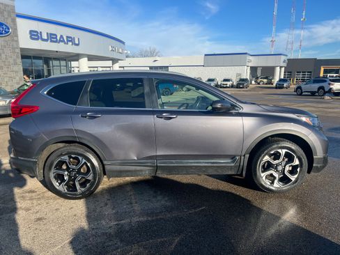 Used 2017 Honda CR-V Touring image 8