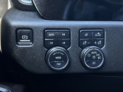 Used 2023 Chevrolet Silverado 1500 LTZ w/ LTZ Convenience Package II image 19