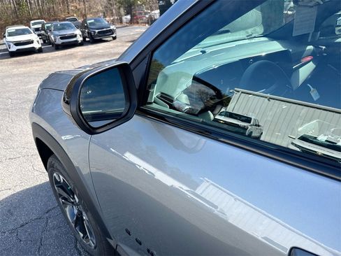 New 2026 Chevrolet Equinox RS w/ Convenience Package III image 11