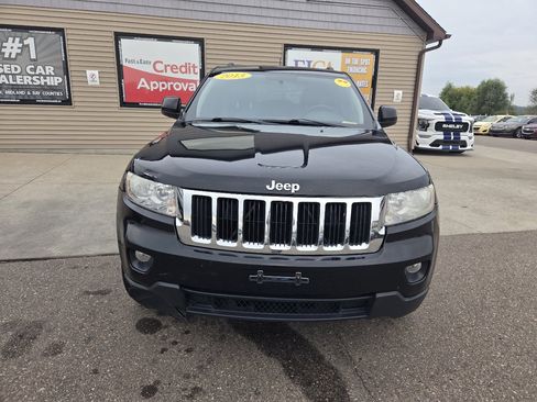 Used 2013 Jeep Grand Cherokee Laredo image 2