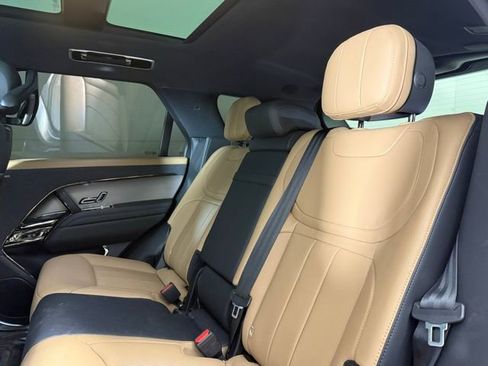 Used 2025 Land Rover Range Rover Sport Dynamic SE image 24