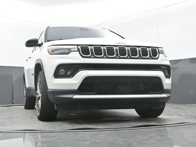 Used 2023 Jeep Compass Limited w/ Elite Group AWD/4WD image 62