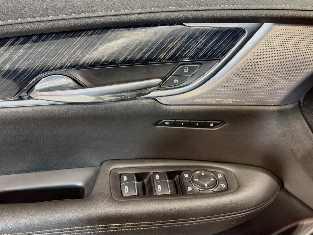 Used 2024 Cadillac XT6 Premium Luxury w/ LPO, Floor Liner Package AWD/4WD image 19