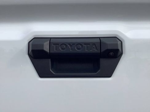 Used 2025 Toyota Tacoma SR5 image 29