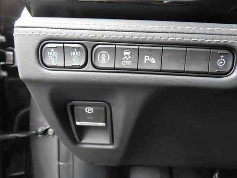 Used 2023 Acura MDX SH-AWD w/ Advance Package image 40