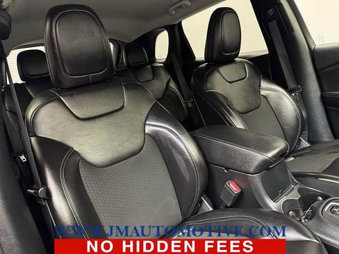 Used 2020 Jeep Cherokee Latitude Plus AWD/4WD image 20