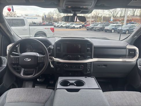 Used 2021 Ford F150 XLT image 10