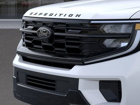 New 2025 Ford Expedition Platinum w/ Stealth Appearance Package image 42