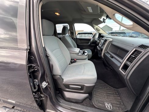 Used 2017 RAM 1500 Express image 15