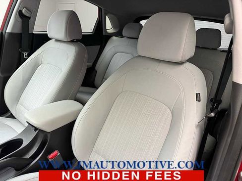 Used 2023 Hyundai Kona SEL image 13