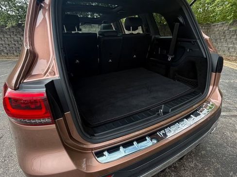 Used 2022 Mercedes-Benz GLB 250 4MATIC image 32