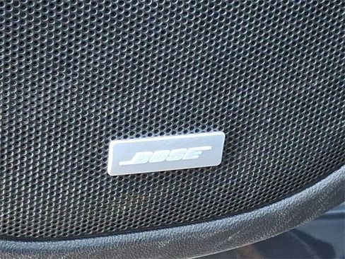 Certified 2019 GMC Acadia Denali w/ Technology Package image 24