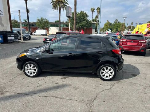 Used 2013 MAZDA MAZDA2 Touring image 9