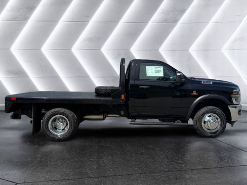 New 2026 RAM 3500 Tradesman AWD/4WD image 7