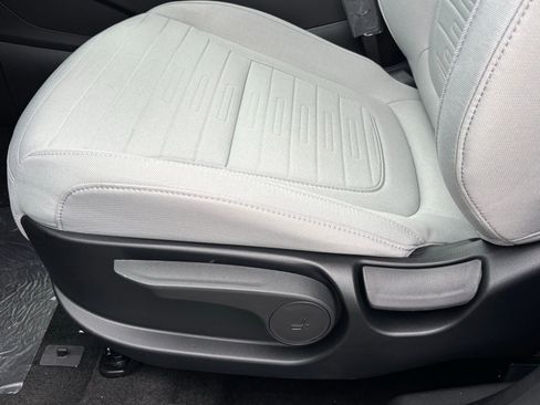 New 2026 Hyundai Santa Cruz SE FWD image 13