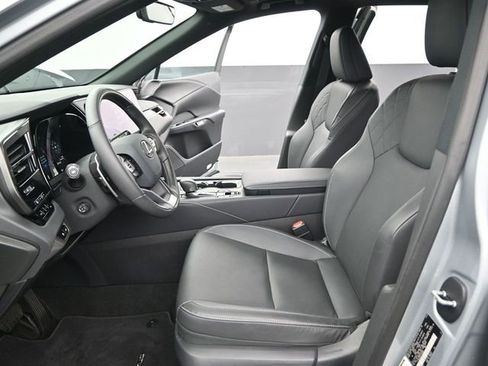 Used 2025 Lexus RX 350 Premium image 11