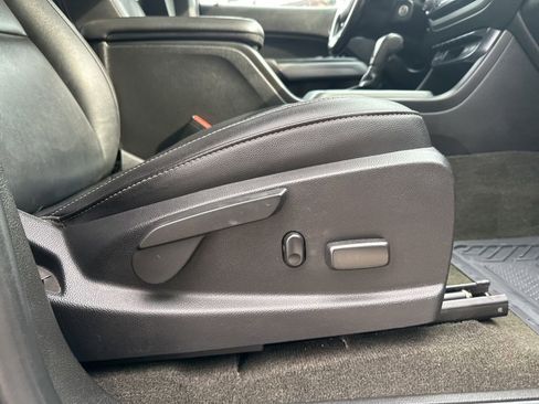 Used 2018 Chevrolet Colorado ZR2 w/ ZR2 Midnight Special Edition image 53