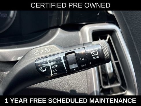 Used 2023 Kia Sorento LX FWD image 25