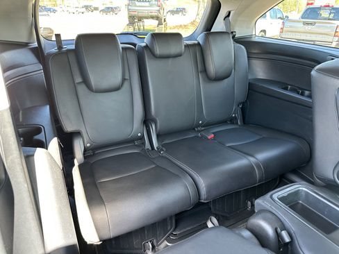 Used 2023 Honda Odyssey EX-L image 13