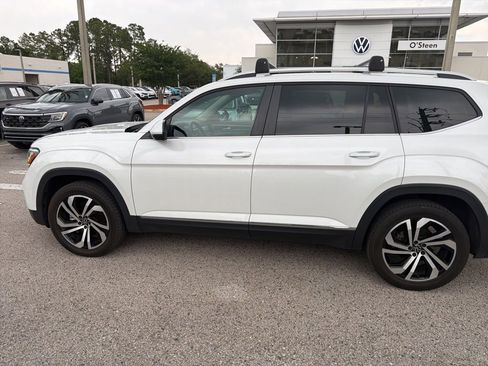 Used 2023 Volkswagen Atlas SEL AWD/4WD image 4
